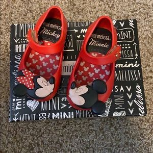mini melissa disney mickey/minnie size 5 red